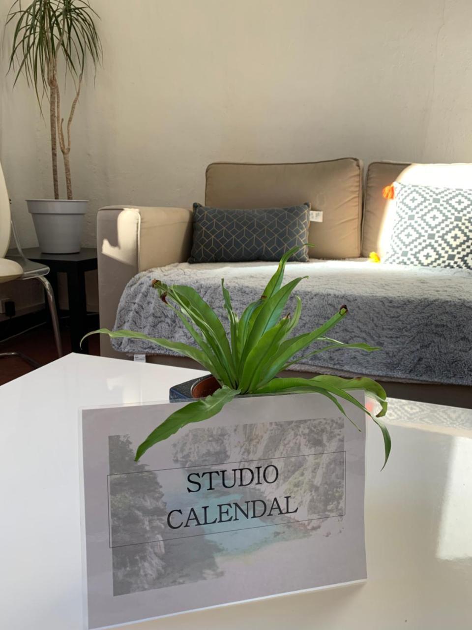 Studio Calendal Apartment Каси Екстериор снимка